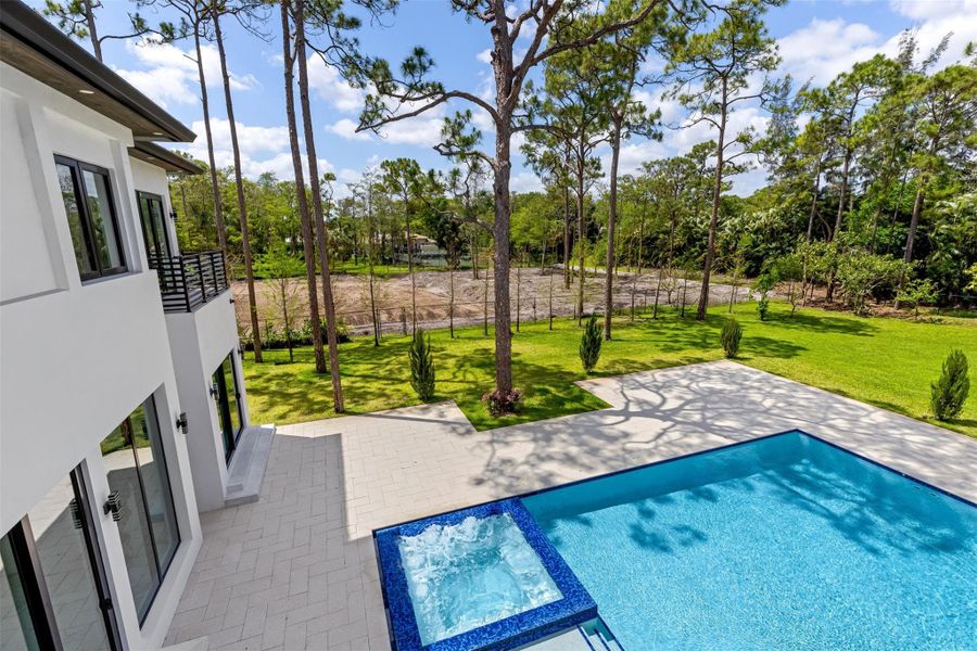 Image 52 of a home in .