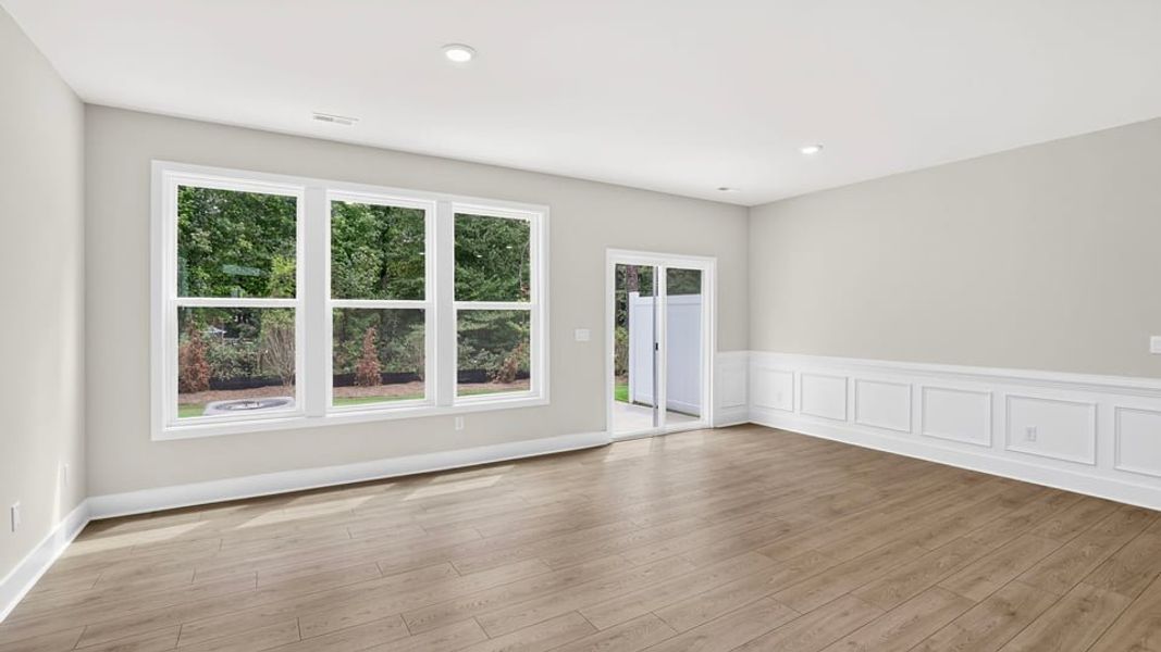 Spacious, unfurnished interior of a new home in Hidden Hills, Spartanburg (Image 13).