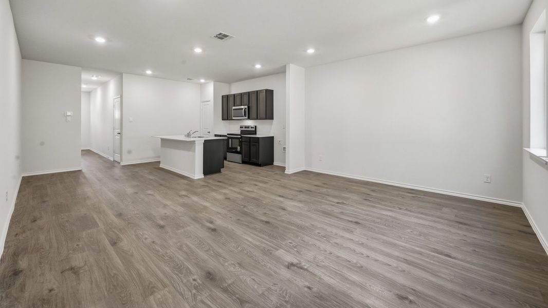 Representative unfurnished interior of a home built from the Catalina by D.R. Horton in Arbor Trails South, Princeton (Image 10).