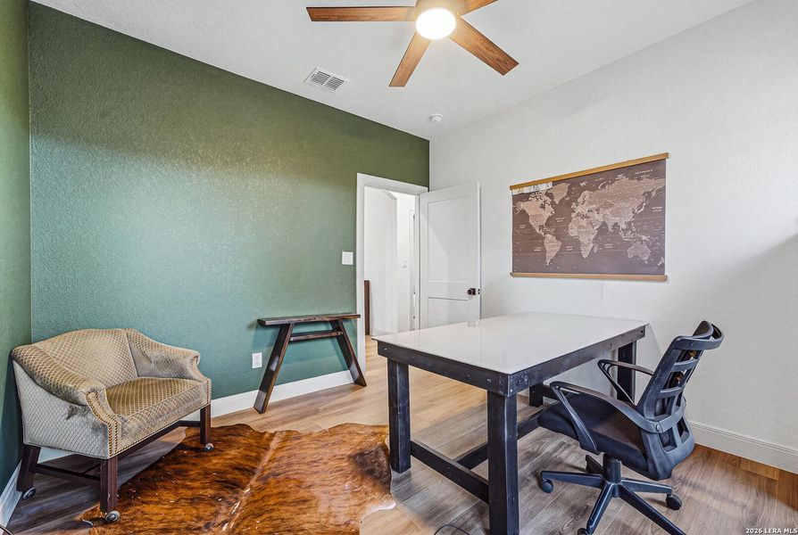 Furnished interior view inside a new home in , La Vernia (Image 32).
