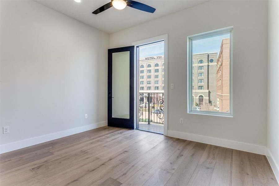 Guest bedroom