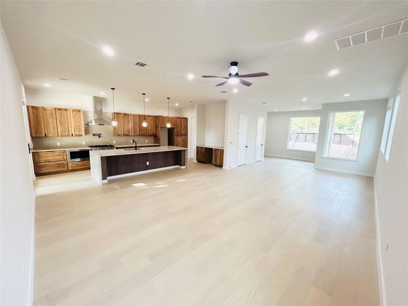 Spacious, unfurnished interior of a new home in , Austin (Image 21). Spacious, unfurnished interior of a new home in , Austin (Image 21).