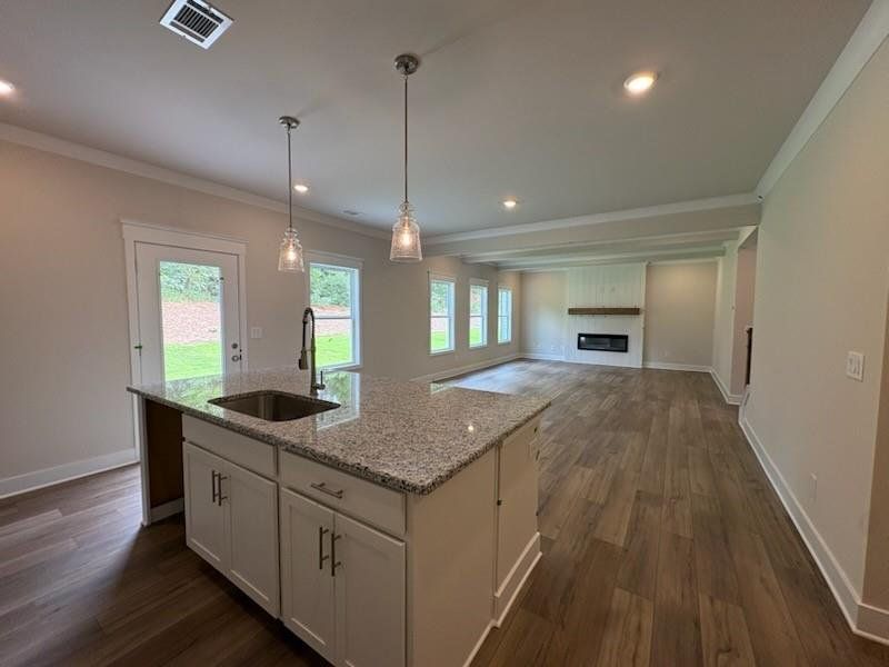 Image 19 of a home in Greenefield.