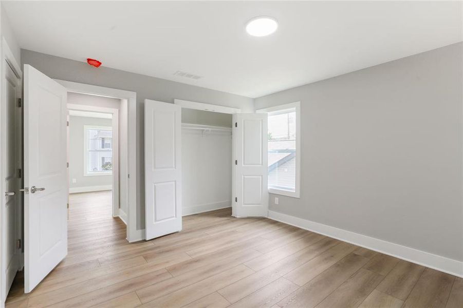 Spacious, unfurnished interior of a new home in , Lithonia (Image 33). Spacious, unfurnished interior of a new home in , Lithonia (Image 33).