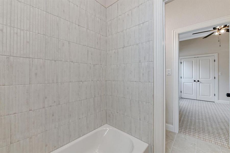 Image 36 of a home in .