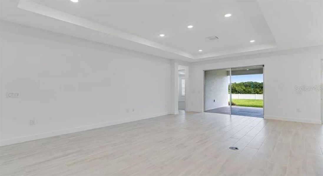 REPRESENTATIVE PHOTOS REPRESENTATIVE PHOTOS