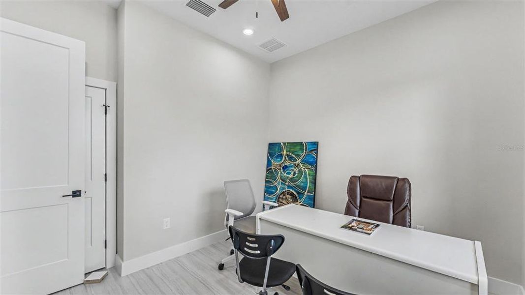 Furnished interior view inside a new home in , Lakeland (Image 6).