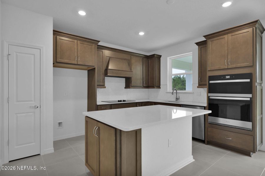 Furnished interior view inside a new home in Hyland Trail, Green Cove Springs (Image 10).