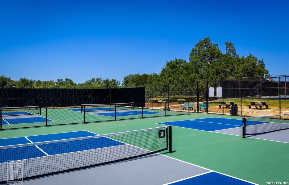 Community amenities in , New Braunfels (Image 91).