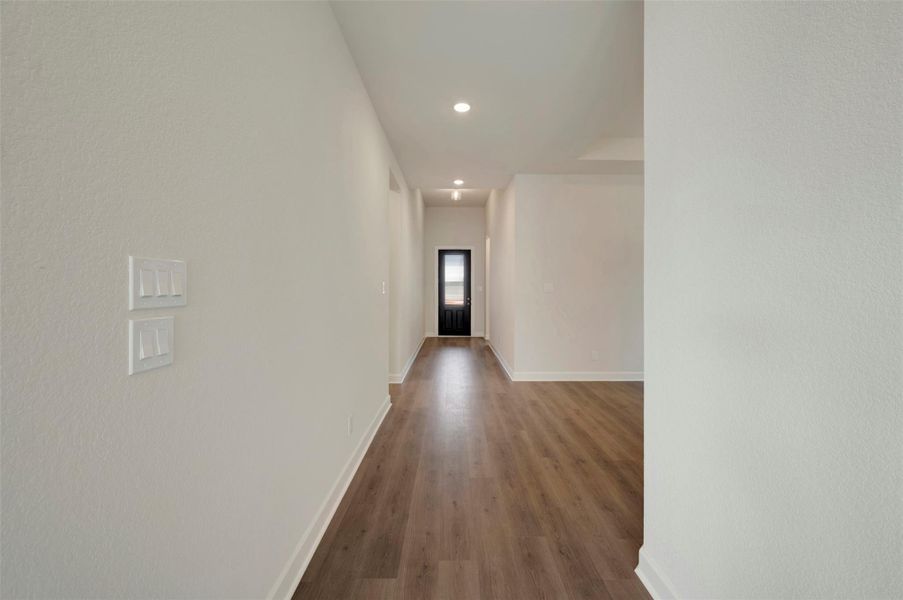 Spacious, unfurnished interior of a new home in Kresston, Montgomery (Image 30).