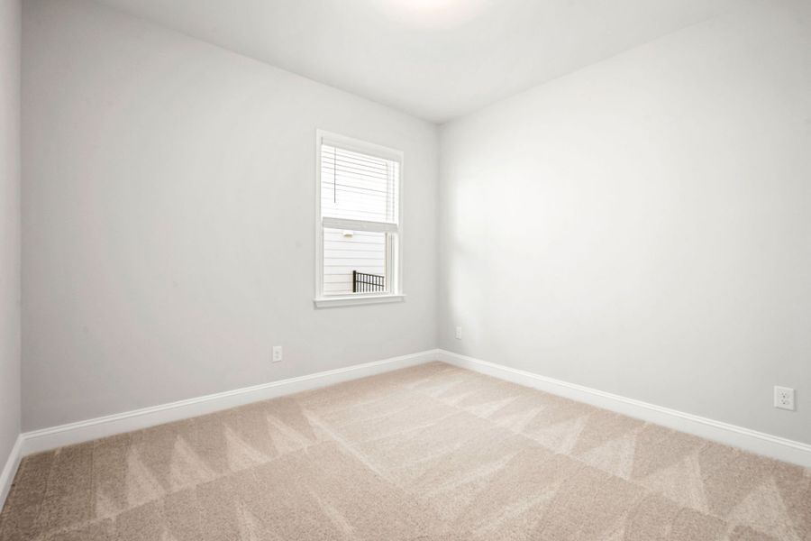 Spacious, unfurnished interior of a new home in Salem Bay, Beaufort (Image 18).