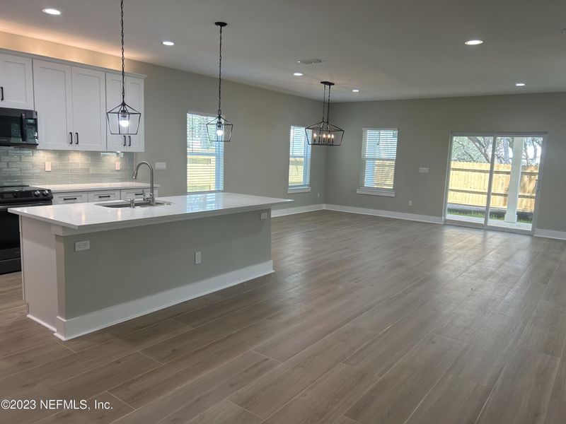 Spacious, unfurnished interior of a new home in , St. Augustine (Image 11).