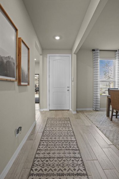 Representative furnished interior of a home built from the Red Yucca by View Homes in Campo Del Sol, El Paso (Image 13). Representative furnished interior of a home built from the Red Yucca by View Homes in Campo Del Sol, El Paso (Image 13).