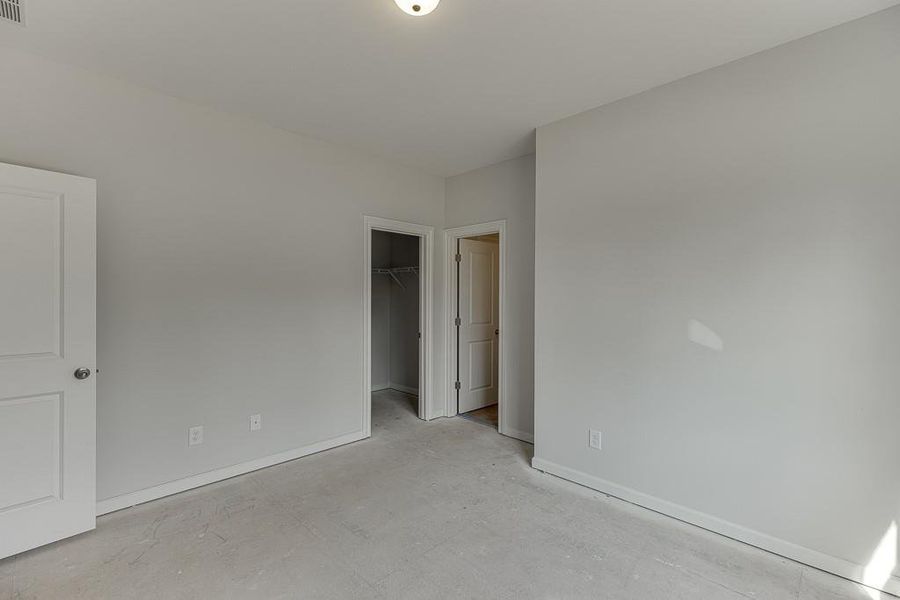 Spacious, unfurnished interior of a new home in , Buford (Image 34).