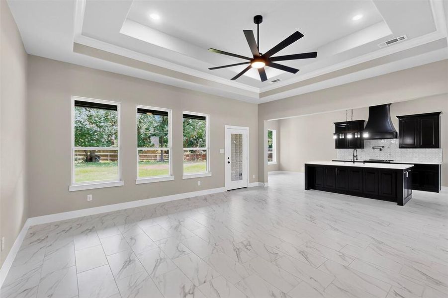 Spacious, unfurnished interior of a new home in , Fort Worth (Image 18).