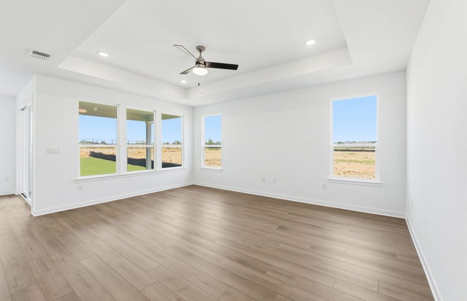 Spacious, unfurnished interior of a new home in Del Webb Austin at Lost Pines, Bastrop (Image 43). Spacious, unfurnished interior of a new home in Del Webb Austin at Lost Pines, Bastrop (Image 43).