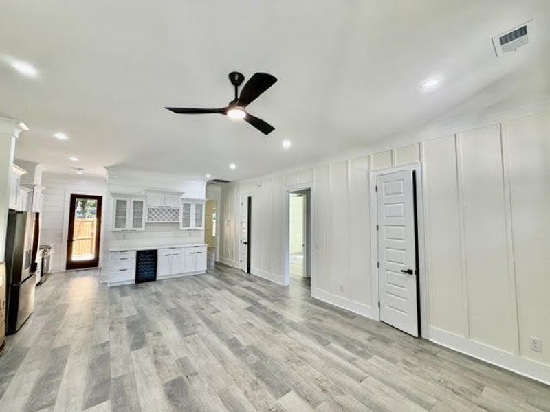 Spacious, unfurnished interior of a new home in , North Charleston (Image 32).