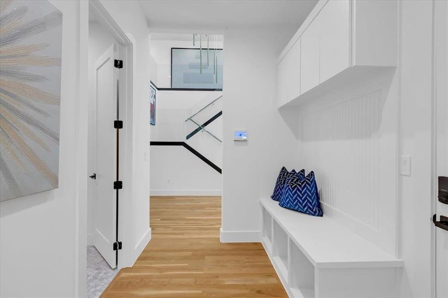 Furnished interior view inside a new home in , Dallas (Image 22).