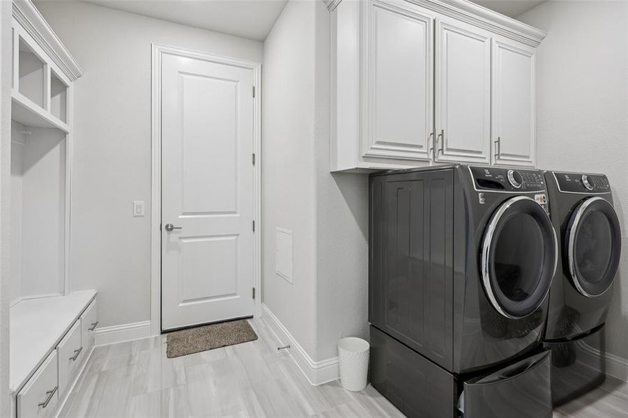 Furnished interior view inside a new home in Mockingbird Heights, Midlothian (Image 33).