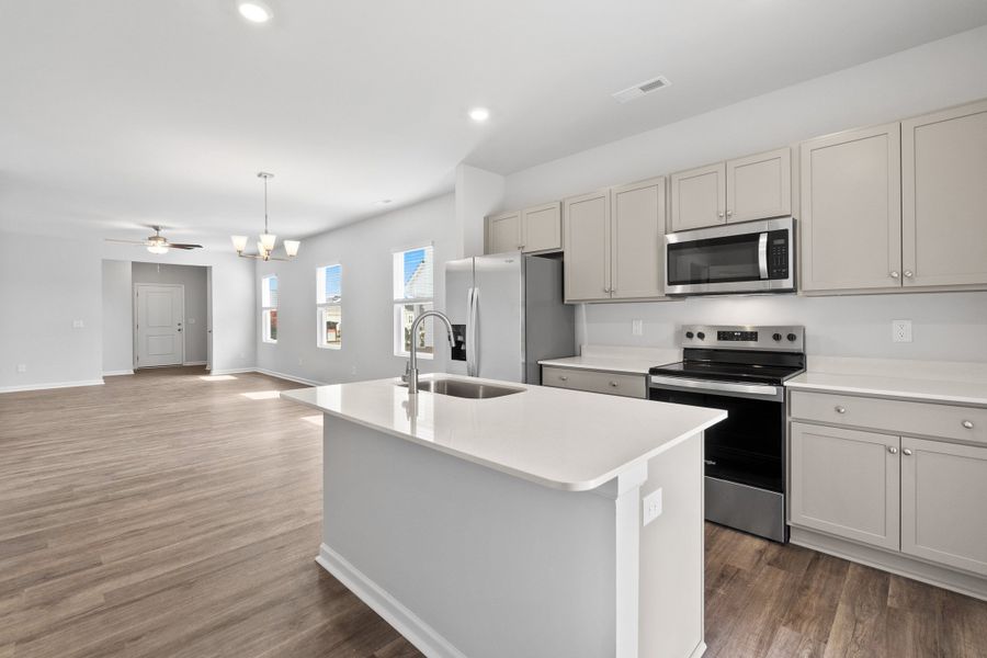 New Home in Richlands, NC.  - Slide 24