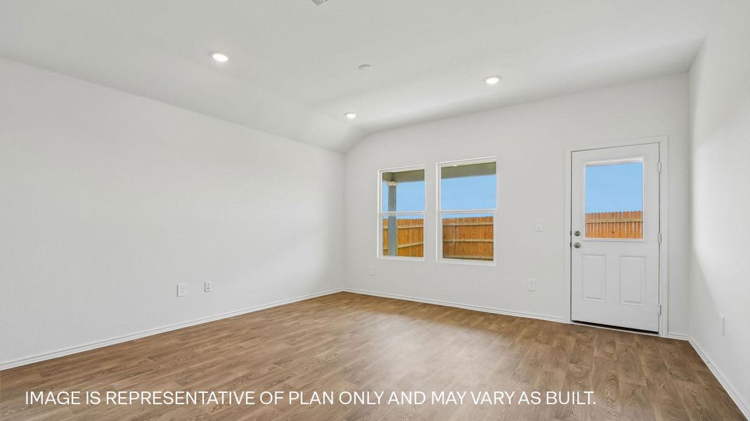 Spacious, unfurnished interior of a new home in Durango, Mustang Ridge (Image 10).