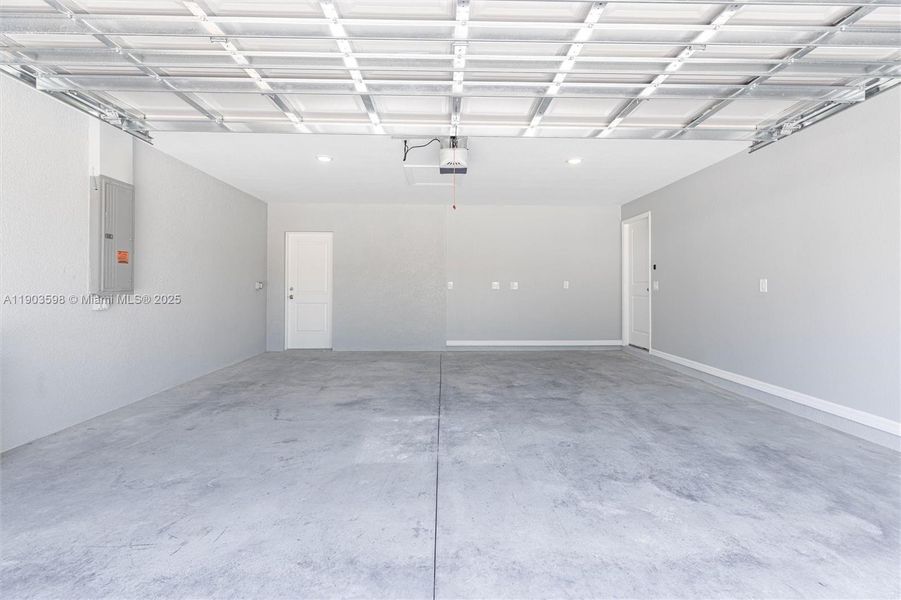 Spacious, unfurnished interior of a new home in , Lehigh Acres (Image 15). Spacious, unfurnished interior of a new home in , Lehigh Acres (Image 15).