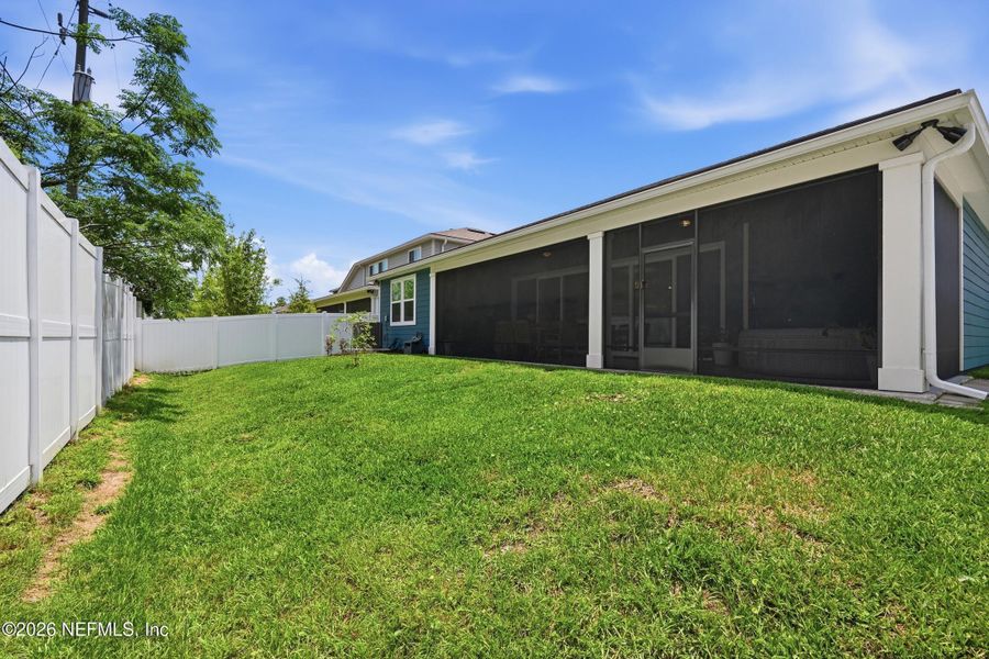 Exterior details and patio area of a home in , Jacksonville (Image 4).