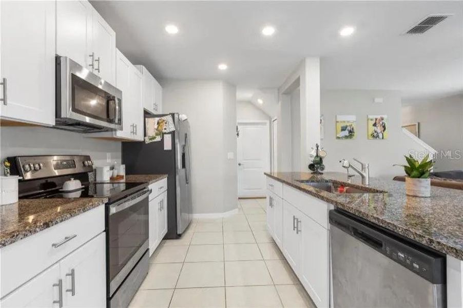 Furnished interior view inside a new home in , Zephyrhills (Image 7). Furnished interior view inside a new home in , Zephyrhills (Image 7).