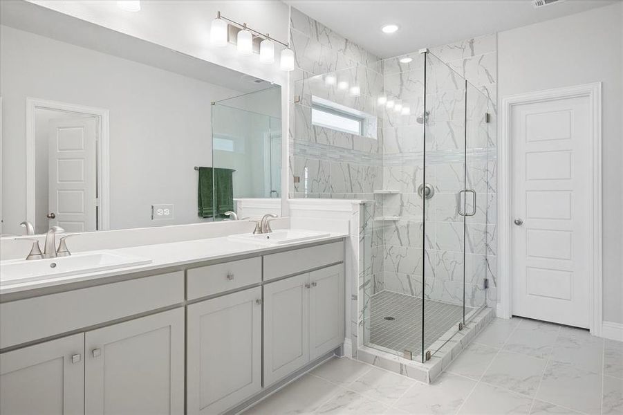 Furnished interior view inside a new home in Bayside, Rowlett (Image 17).