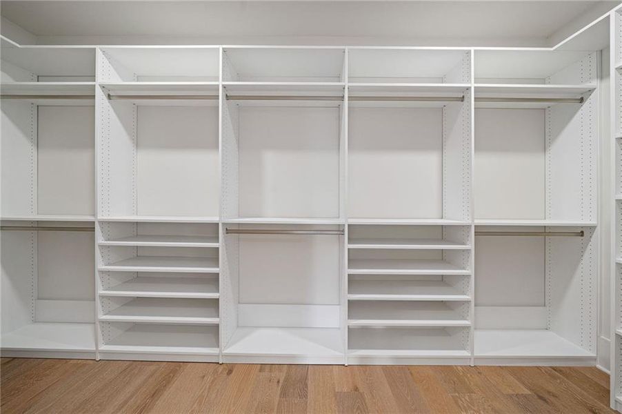 Spacious, unfurnished interior of a new home in , Atlanta (Image 39).