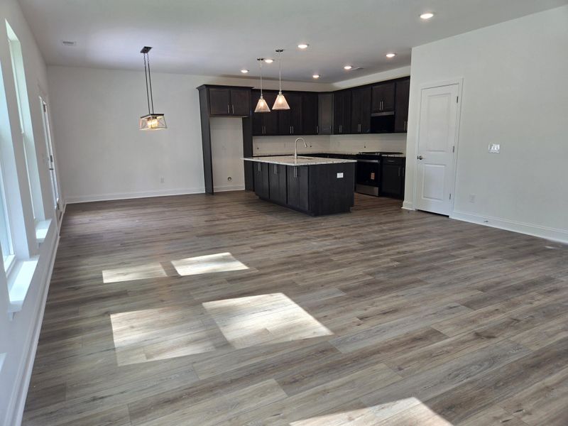 Spacious, unfurnished interior of a new home in Timothy Lakes, Ridgeville (Image 8). Spacious, unfurnished interior of a new home in Timothy Lakes, Ridgeville (Image 8).
