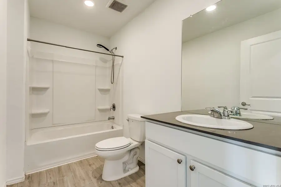 Furnished interior view inside a new home in Mission del Lago, San Antonio (Image 5). Furnished interior view inside a new home in Mission del Lago, San Antonio (Image 5).