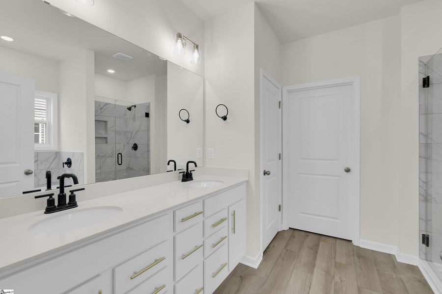 Furnished interior view inside a new home in Lynbrook, Boiling Springs (Image 7). Furnished interior view inside a new home in Lynbrook, Boiling Springs (Image 7).