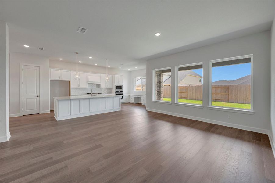Spacious, unfurnished interior of a new home in Brookewater - Ascent Collection, Rosenberg (Image 21).