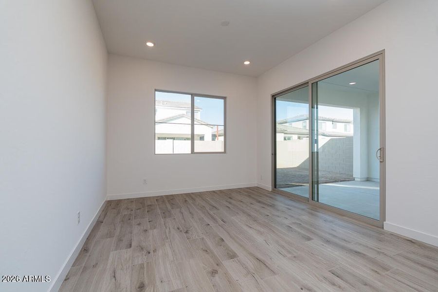 Tri Pointe Waterston Central 417 - Dinin