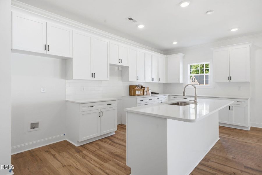 6-web-or-mls-AZ3A5660