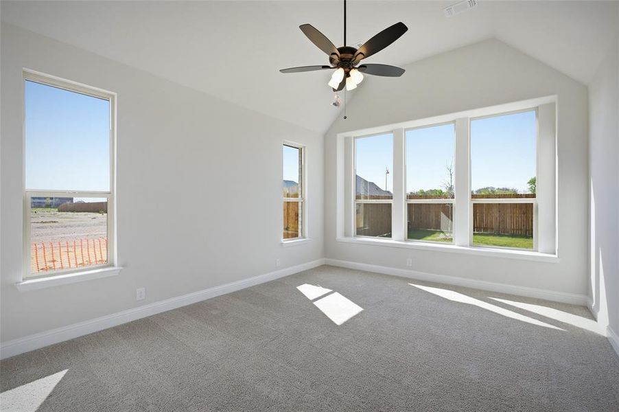 Spacious, unfurnished interior of a new home in Meadow Vista, Anna (Image 29).