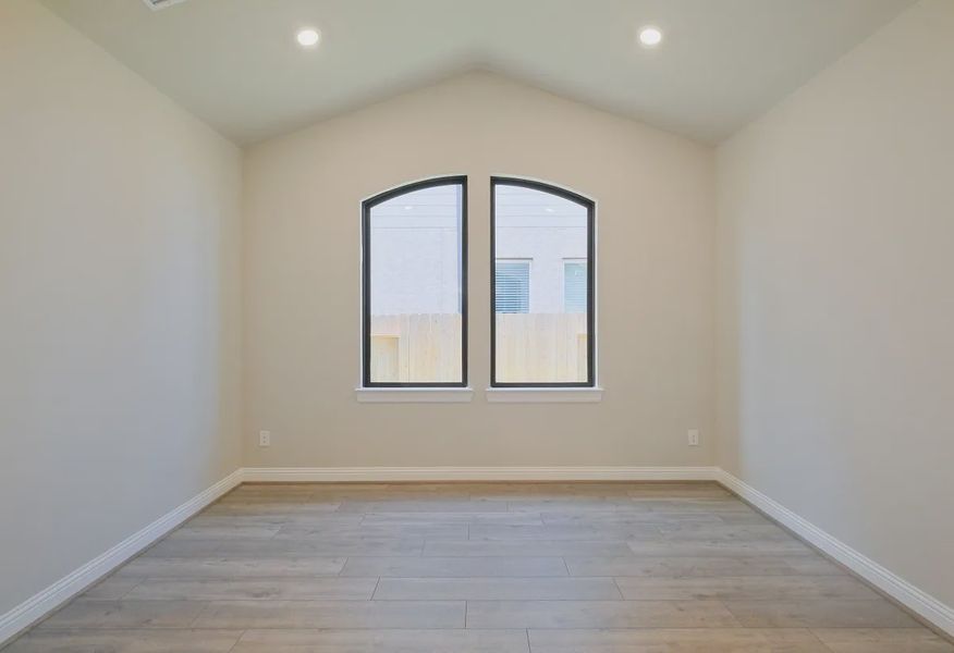 Plan 5039 flex room - 5 of 10