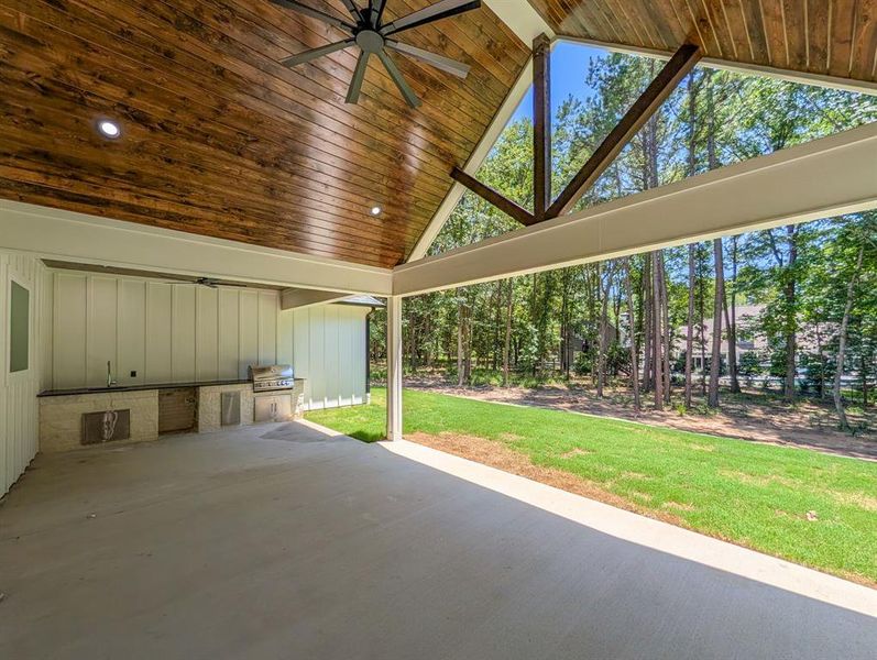 Exterior details and patio area of a home in , Tyler (Image 4).