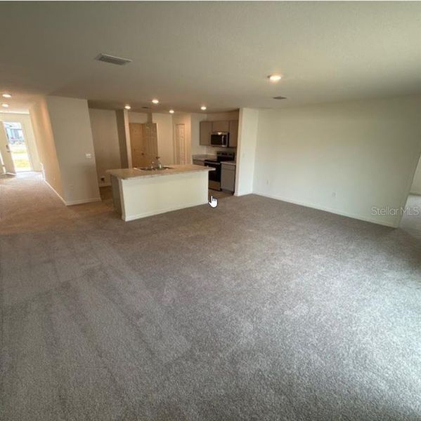 Spacious, unfurnished interior of a new home in Palm Coast: Value Collection, Palm Coast (Image 9).