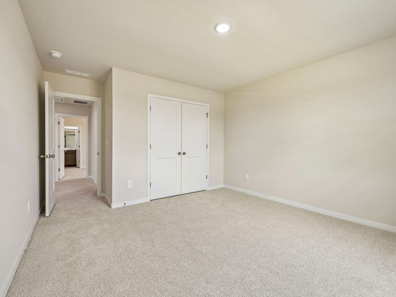 Spacious, unfurnished interior of a new home in Avalon Place - Signature Series, Durham (Image 20). Spacious, unfurnished interior of a new home in Avalon Place - Signature Series, Durham (Image 20).