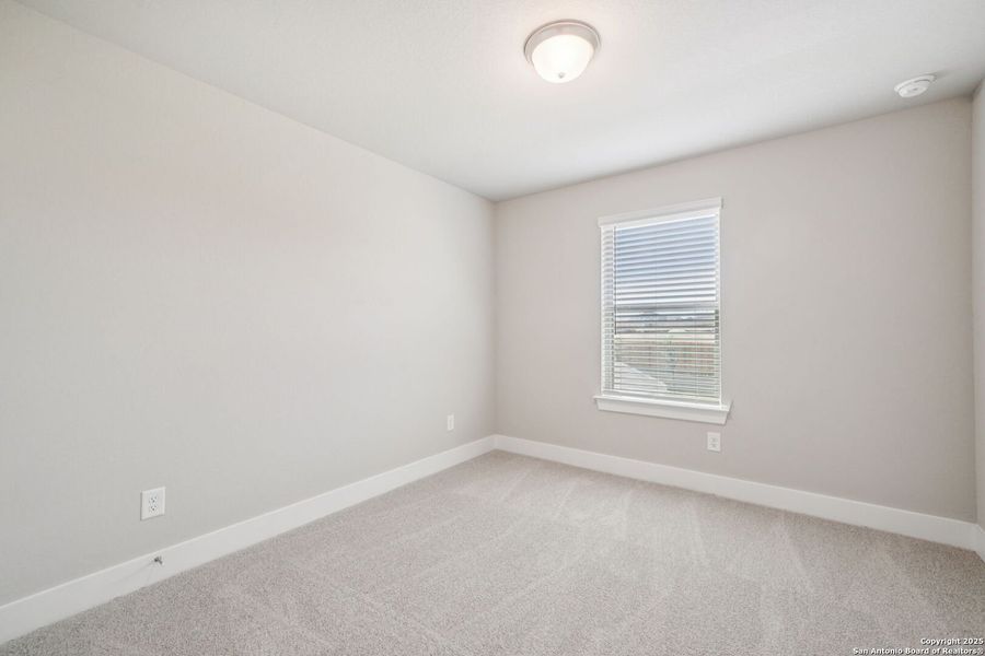 Spacious, unfurnished interior of a new home in Comanche Ridge, San Antonio (Image 18). Spacious, unfurnished interior of a new home in Comanche Ridge, San Antonio (Image 18).