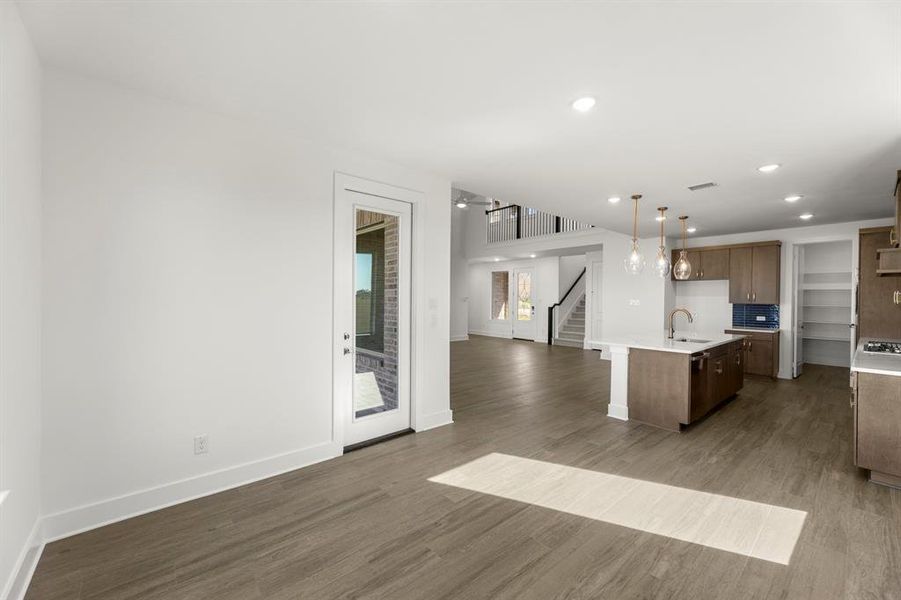 Spacious, unfurnished interior of a new home in Inspiration Collection 70 at Painted Tree, McKinney (Image 16).