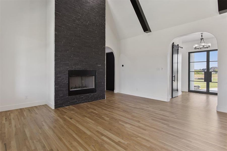 Spacious, unfurnished interior of a new home in , Joshua (Image 26).