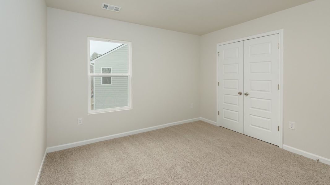 Spacious, unfurnished interior of a new home in Brooks Station, Dacula (Image 30).