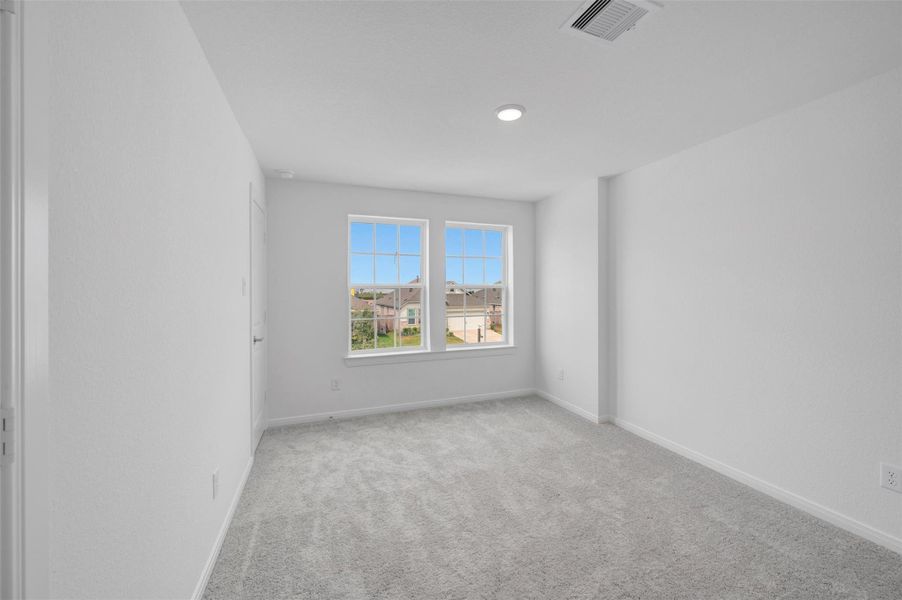 Spacious, unfurnished interior of a new home in Jordan Ranch - Terrace Collection, Fulshear (Image 21).
