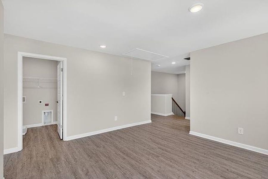 Spacious, unfurnished interior of a new home in Austin Ridge, Commerce (Image 37).
