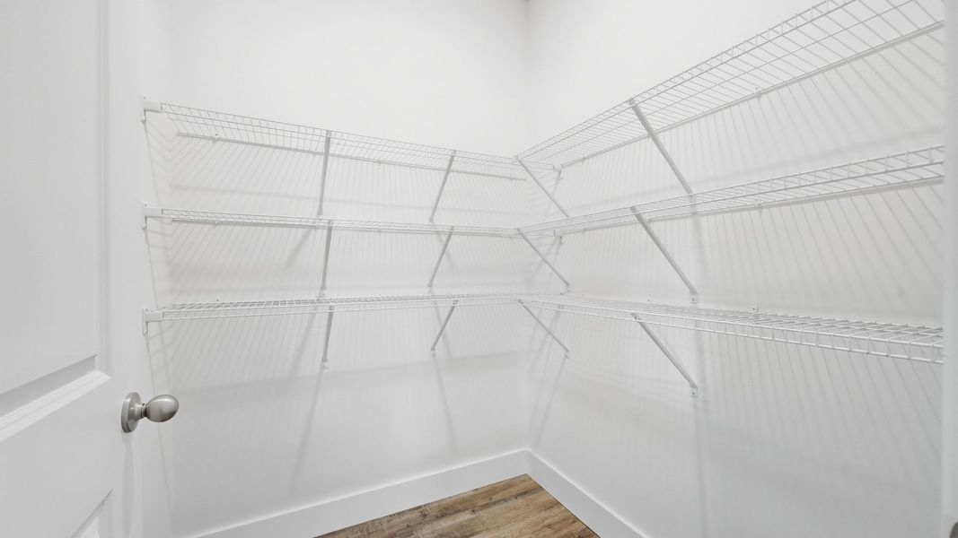 Spacious, unfurnished interior of a new home in Fieldcrest Acres, Blountville (Image 26).