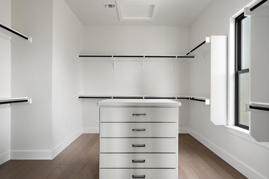 Image 32 of a home in Milky Way at River Place.