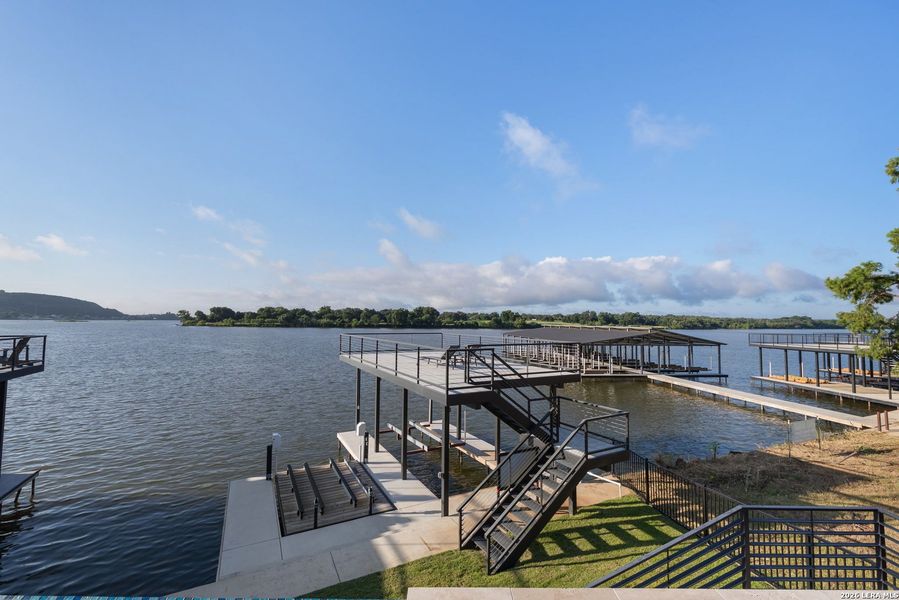 Community amenities in , Kingsland (Image 33).